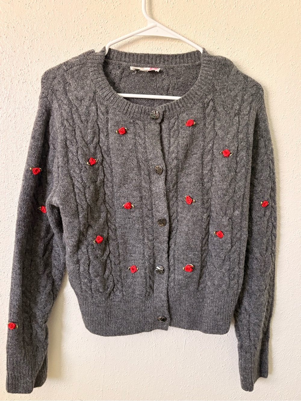 Gray Cable-Knit Cardigan with Red Rose Appliqués